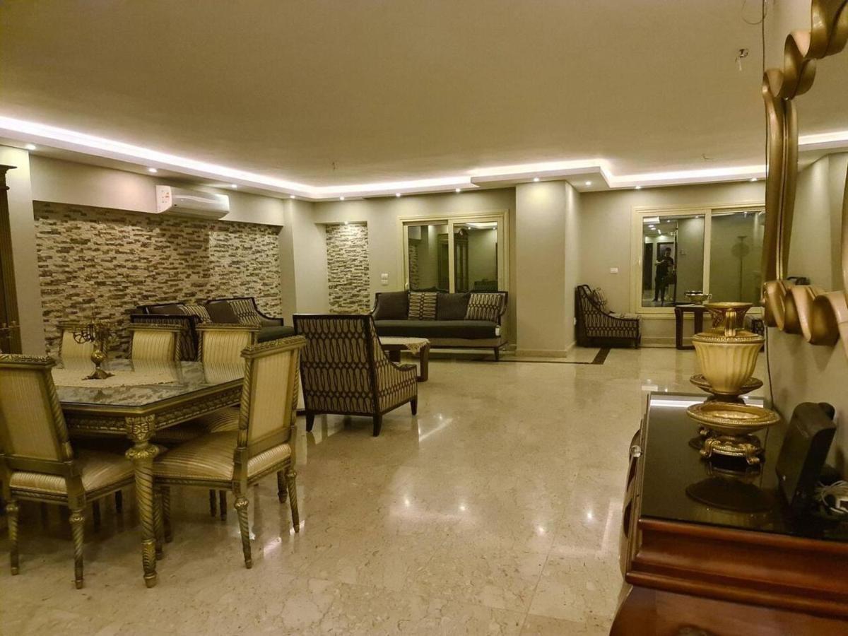 Spacious Executive Luxury Apartment With Balcony Kahire Dış mekan fotoğraf